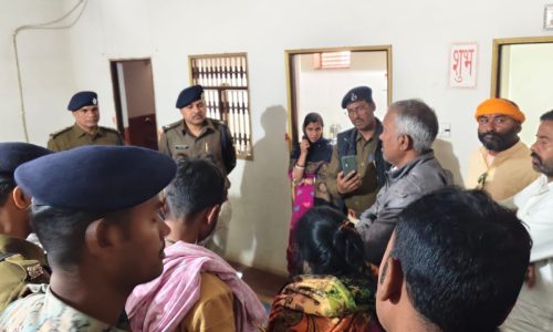 मनिहारी के कुमारीपुर में संदिग्ध हालात में युवक का शव बरामद, अवैध संबंध का एंगल, हत्या या आत्महत्या की जांच जारी