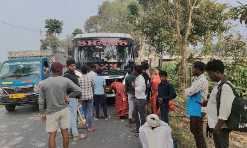 मैट्रिक की परीक्षा देकर घर लौट रही एक छात्रा की सड़क हादसे हुई मौत।