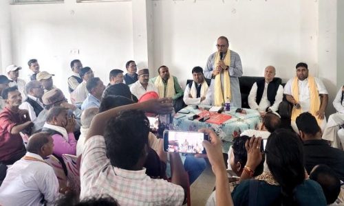 कोढ़ा-बरारी में कांग्रेस का संगठन सृजन अभियान तेज-पूर्व केंद्रीय मंत्री ने कार्यकर्ताओं में भरा जोश-संगठन को बूथ स्तर तक मजबूत करने पर जोर