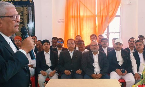 सिविल कोर्ट में आयोजित अधिवक्ताओं की बैठक में कई मुद्दों पर किया मंथन
