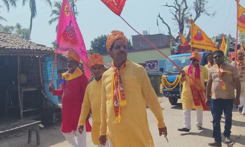 निशान यात्रा के साथ श्री श्याम फाल्गुन महोत्सव की हुई शुरुआतश्याम प्रेमियों ने भंडारा एवं भजन संध्या का किया आयोजन