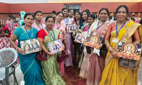 विश्व महिला दिवस पर नारी शक्ति वंदन कार्यक्रम, चिन्नी मत हो उदास नाटक ने दिया बेटियों की शिक्षा का संदेश