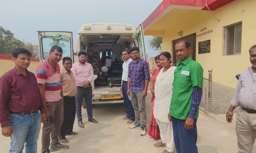 कुपोषित बच्चों को बेहतर इलाज के लिए एनआरसी बरारी भेजा गया