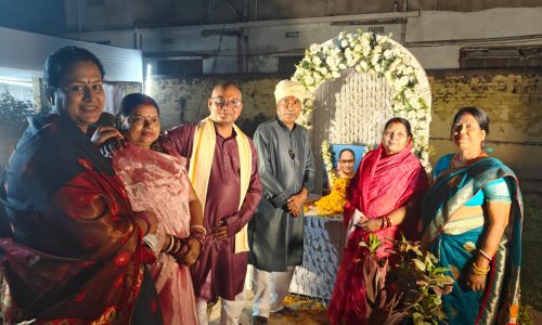 आयकर अधिवक्ता राजेश कुमार वर्मा की माँ मंजू रानी वर्मा के निधन पर दिया श्रद्धांजलि