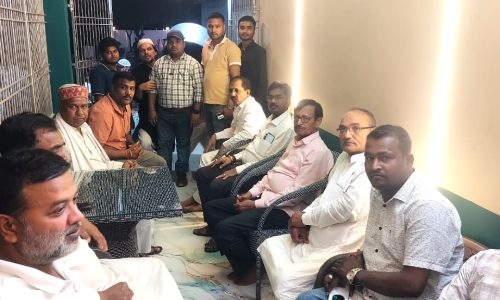 त्रिमुहानी गांव में इफ्तार पार्टी का आयोजन।