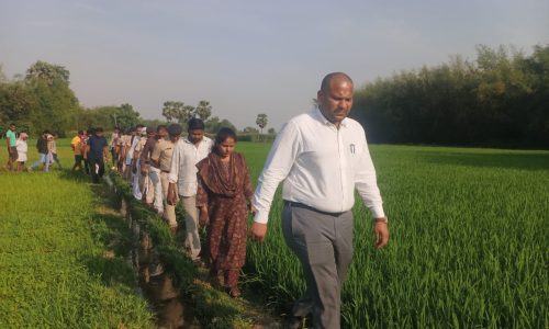 एसडीएम कटिहार ने विवादित जमीन का स्थलीय निरीक्षण किया