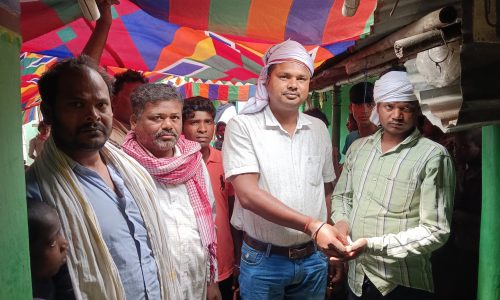 एक नेक सज्जन व्यक्ति की मौत, मुखिया प्रतिनिधि ने दी आर्थिक सहायता