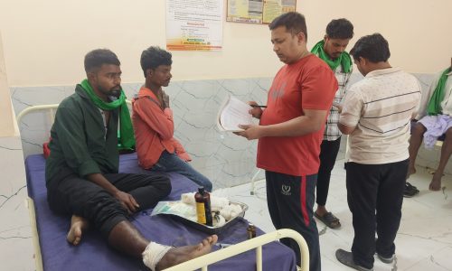 भीषण सड़क हादसा में स्कॉर्पियो और ट्रक की टक्कर में 8 लोग गंभीर रूप से घायल