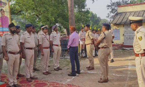 कुर्सेला थाना का एडीजी सीआईडी पारसनाथ ने किया औचक निरीक्षण, टेक्नोलॉजी सुधार पर दिया जोर