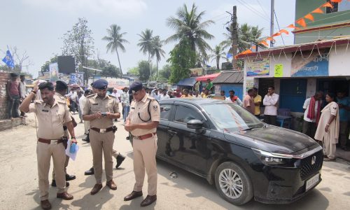 आईजी के सख्त निर्देश का असर, मनिहारी में 500 ग्राम स्मैक के साथ दो तस्कर गिरफ्तार