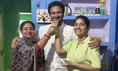 मनिहारी के किसान परिवार के बेटे अमन आयुष्कर ने बढ़ाया कटिहार का मान, भारतीय वन सेवा में हासिल की 27वीं रैंक