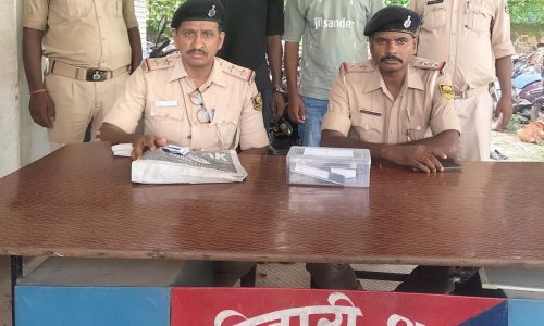 मनिहारी पुलिस की कार्रवाई: ऑटो लूट कांड का तीसरा आरोपी गिरफ्तार, रात्रि गश्ती में देसी कट्टा के साथ युवक धराया।