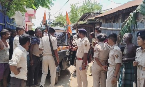 पोठिया में टोटो की सीट फाड़ने के आरोप में 13 वर्षीय किशोरी की मौत, मारपीट का आरोप