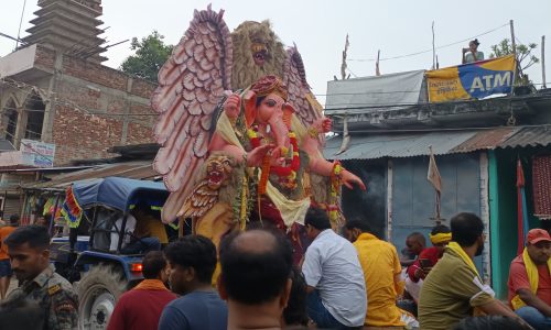 शोक के साये में निकली गणपति विसर्जन शोभायात्रा, नम आंखों से दी गई बप्पा को विदाई