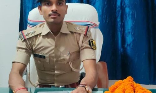 रौतारा थाना को मिला नया नेतृत्व, मन्नू ओझा ने संभाली कमानअपराध नियंत्रण, शराबबंदी और जनता की समस्याओं के त्वरित निष्पादन को बताया प्राथमिकता
