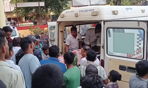 फलका सीएचसी में इलाज के दौरान 70 वर्षीय महिला की मौत, परिजनों ने लगाया लापरवाही का आरोप।